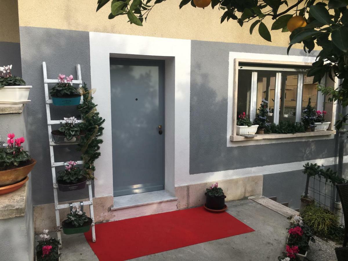 菲纳莱利古雷 Rione San Carlo酒店 外观 照片